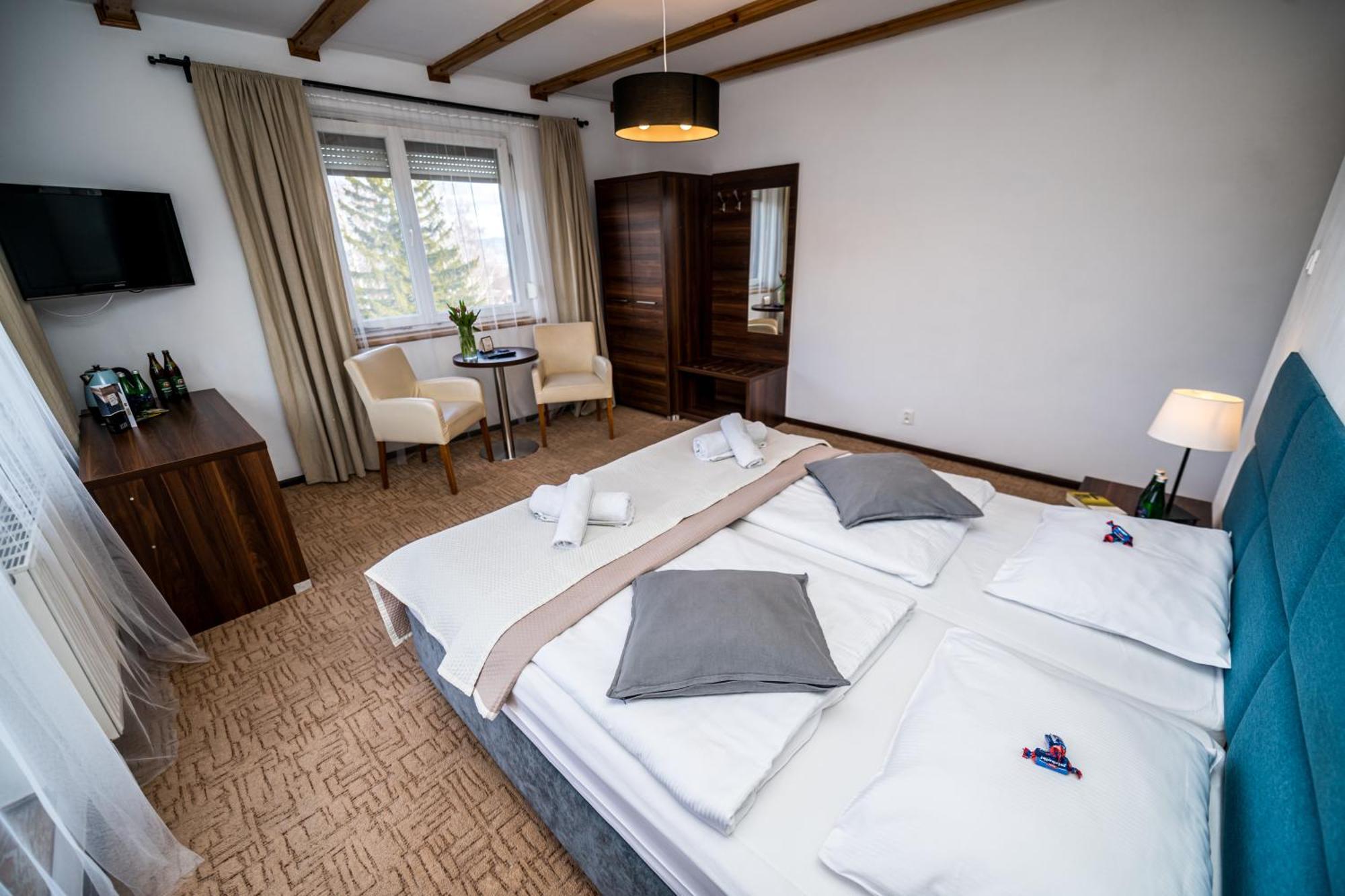 Hotel Ariston Карпач Екстер'єр фото